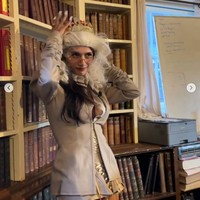 Mia pun mengerti bahwa akan ada orang-orang yang memadangnya sebelah mata tapi ia bertekad untuk membagikan pengalaman. Sindrom imposter sangat nyata bahkan ketika aku di sana untuk bicara batasan dan kepercayaan diri dan pengalaman hidupku yang mungkin boleh kalian nilai semua kalian, tapi aku berada di Oxford untuk apa yang telah aku lakukan dalam hidipku sejak itu, lanjut Mia.Foto: Instagram