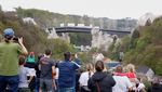 Momen Jembatan Rahmedetal di Jerman Dihancurkan