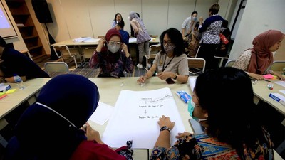 Momen Para Guru Mengasah Kemampuan Mengajar