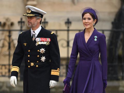 Putra Mahkota Frederik dari Denmark dan Mary, Putri Mahkota Denmark tiba di Westminster Abbey untuk Penobatan Raja Charles III dan Ratu Camilla pada 06 Mei 2023 di London, Inggris. (WireImage/Karwai Tang)