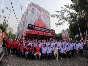 Relawan Ganjar Resmikan Posko Pusat Pemenangan di Petogogan
