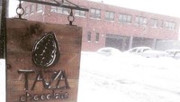 Pabrik cokelat di Boston ini bernama Taza Chocolate yang memproduksi cokelat giling yang nikmat dengan rasa intens. Foto: onlyinyourstate.com