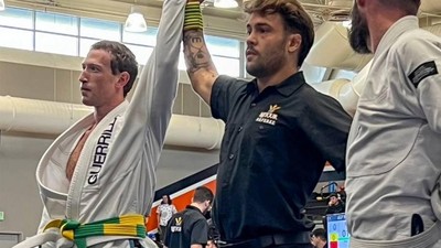 Mengintip Mark Zuckerberg Menang Tarung Jiu Jitsu