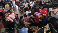 Kedua kelompok etnis itu terlibat bentrokan di jalanan kota Imphal dan di beberapa lokasi lainnya.