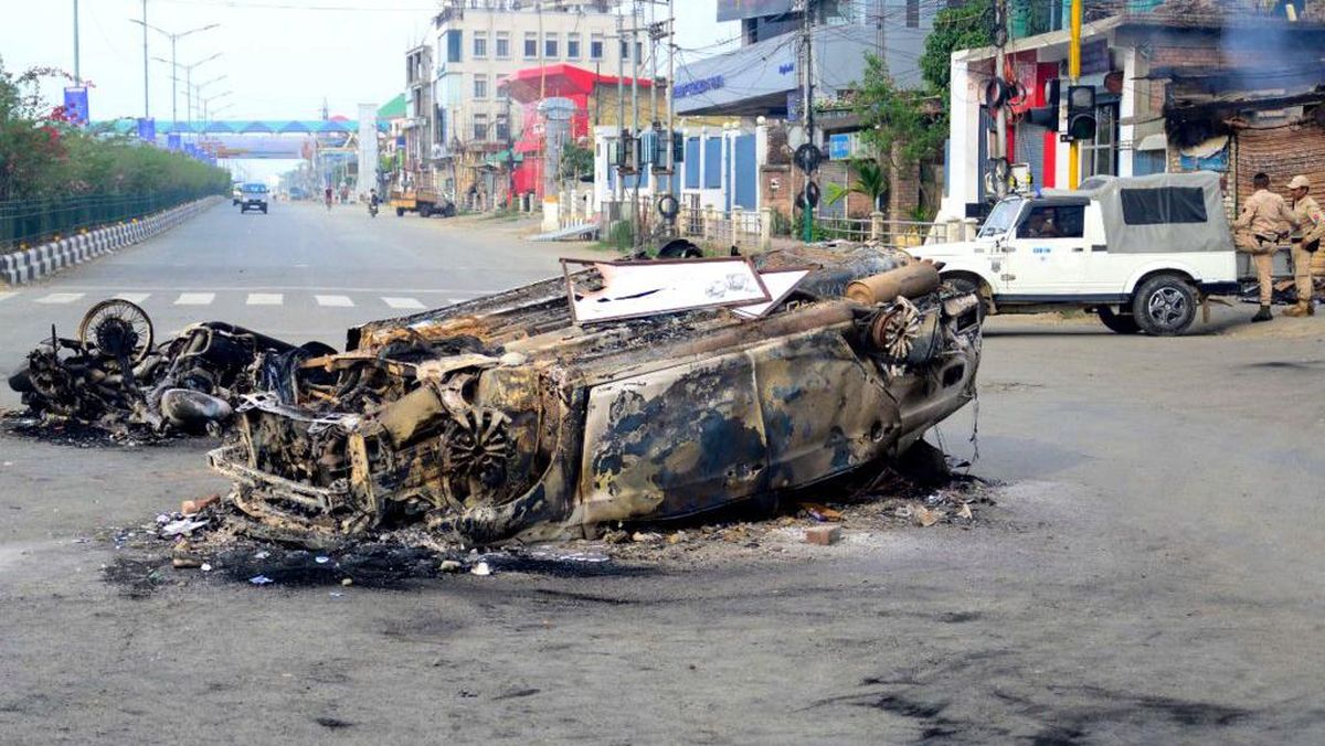 Huru hara Pecah di Sana Sini gegara 2 Wanita India Diarak Bugil