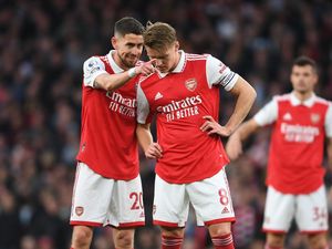Arsena Masih Bisa Mengejutkan, tapi Sulit Salip Man City