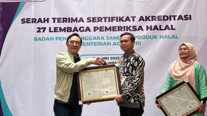 BPJPH Serahkan Sertifikat ke 27 LPH
