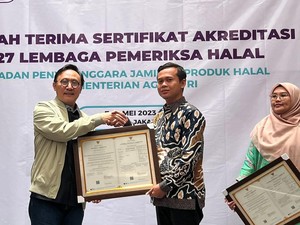 Percepat Sertifikasi Halal, BPJPH Serahkan Sertifikat ke 27 LPH