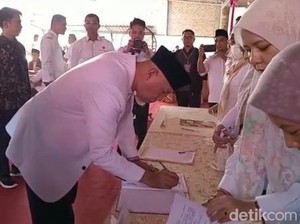 Mobil Dinas Gubernur Sumbar Diusir Bawaslu Saat Dipakai Daftar Caleg PKS