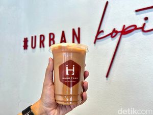 Hang Tuah: Racikan Laksa Seafood dan Teh Tarik Peranakan yang Mantul