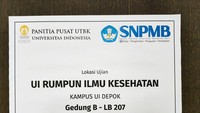 Di kampus Depok, terdapat 22 titik lokasi ujian, salah satunya di Gedung Rumpun Ilmu Kesehatan (RIK). Foto: (Dok Universitas Indonesia)