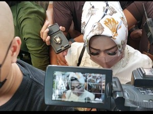 Soal Perhiasan hingga Jabatan 14 Tahun yang Tak Digubris Kadinkes Lampung