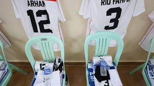 Foto: Kursi Plastik di Ruang Ganti Timnas Indonesia di SEA Games 2023