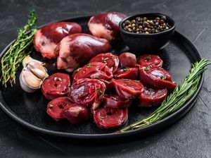 10 Makanan dan Minuman yang Tidak Boleh Dikonsumsi Ibu Hamil, Berbahaya!