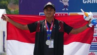 Rashif Amila Yaqin menambah koleksi medali dalam debutnya di SEA Games XXXII/2023 Kamboja dengan meraih perak pada nomor triatlon perseorangan putra di Kep Town Beach, Kep, Kamboja, Senin, (8/5).