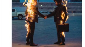 De Gea salaman Maguire sesama sering melakukan blunder di MU. Foto: Twitter