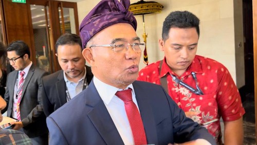 Menteri Koordinator Bidang Pembangunan Manusia dan Kebudayaan Muhadjir Effendy saat menghadiri acara ASEAN Sosio-Cultural Community (ASCC) Council di Nusa Dua, Bali, Senin (8/5/2023). (Rizki Setyo Samudero/detikBali)