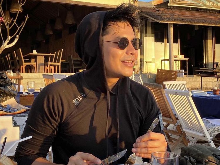 Momen Fiki Alman Ikatan Cinta Saat Makan Steak hingga ke Kafe