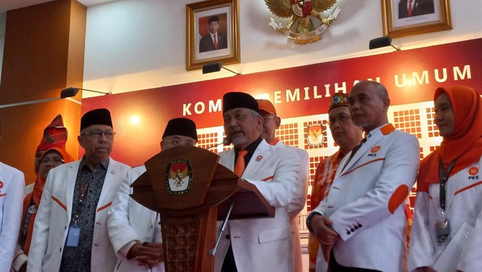 PKS Daftarkan 580 Caleg DPR, Ada Narji-Dokter Gamal