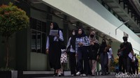 Ujian akan berlangsung dalam dua gelombang. Gelombang pertama Ujian Tulis Berbasis Komputer (UTBK) akan digelar pada 8-14 Mei 2023, sedangkan gelombang kedua akan dilaksanakan pada 22-28 Mei 2023.  
