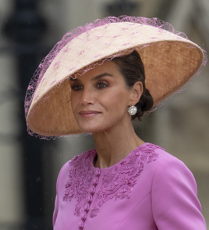 LONDON, ENGLAND - MAY 6: Queen Letizia of Spain at Westminster Abbey during the Coronation of King Charles III and Queen Camilla on May 6, 2023 in London, England. The Coronation of Charles III and his wife, Camilla, as King and Queen of the United Kingdom of Great Britain and Northern Ireland, and the other Commonwealth realms takes place at Westminster Abbey today. Charles acceded to the throne on 8 September 2022, upon the death of his mother, Elizabeth II. (Photo by Mark Cuthbert/UK Press via Getty Images)