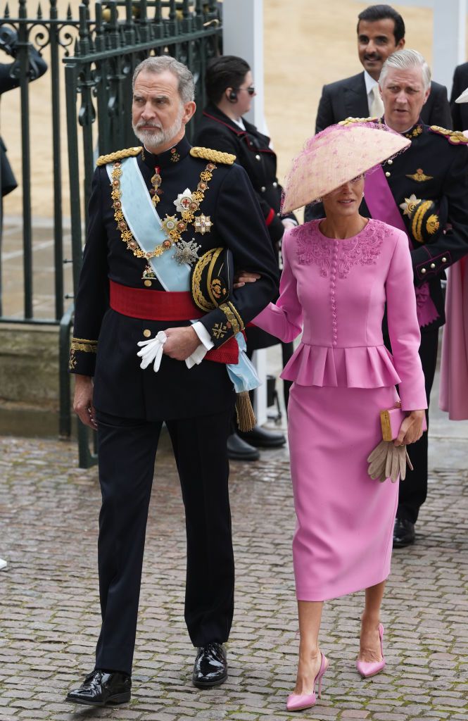 LONDON, ENGLAND - MAY 06: Felipe VI of Spain and Letizia of Spain arrive ahead of the Coronation of King Charles III and Queen Camilla on May 6, 2023 in London, England. The Coronation of Charles III and his wife, Camilla, as King and Queen of the United Kingdom of Great Britain and Northern Ireland, and the other Commonwealth realms takes place at Westminster Abbey today. Charles acceded to the throne on 8 September 2022, upon the death of his mother, Elizabeth II. (Photo by Dan Charity - WPA Pool/Getty Images)