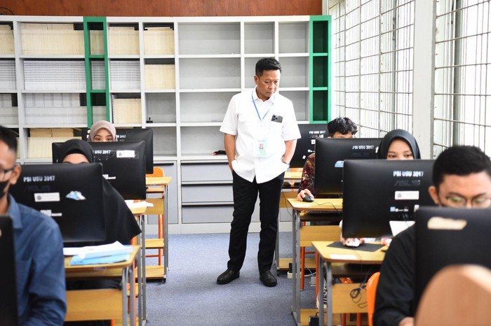 Rektor USU Cek UTBK