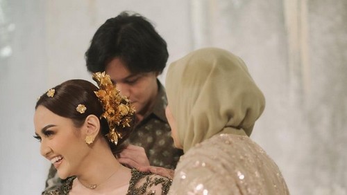 Rizky Febia melamar Mahalini