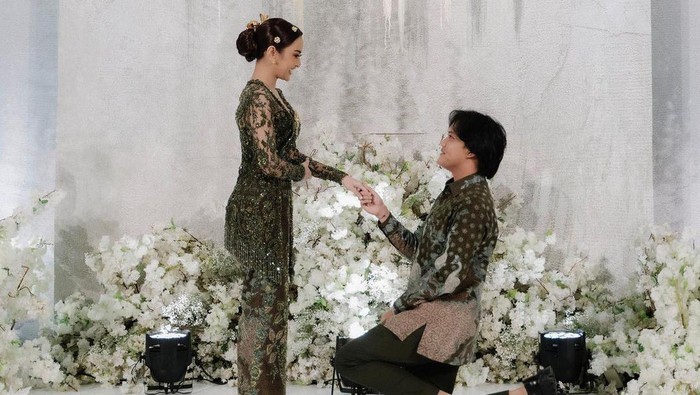 rizky febian dan mahalini tunangan