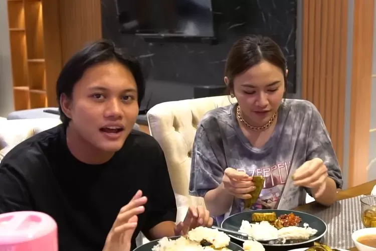 Rizky Febian dan Mahalini