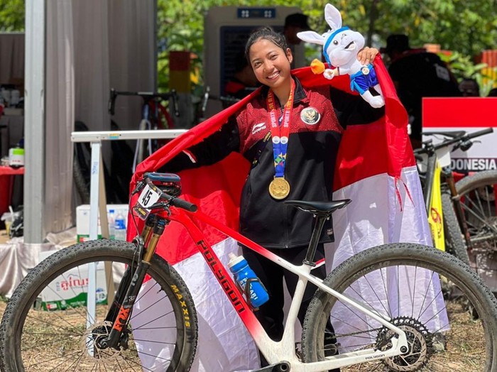 Sayu Bella raih medali emas cabor sepeda MTB di SEA Games 2023 Kamboja
