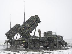 Penampakan Rudal Patriot yang Rontokkan Rudal Canggih Rusia