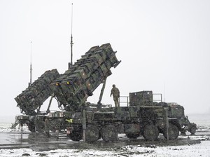 Lawan Rudal Hipersonik Rusia, AS Tambah Rudal Patriot di Ukraina