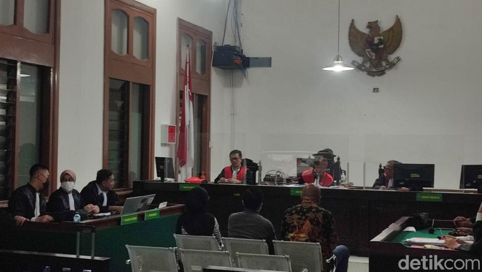Sidang kasus suap hakim MA di Pengadilan Tipikor Bandung, Senin (8/5/2023).