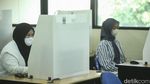 Suasana UTBK di UNJ, Gunakan Metal Detektor untuk Cegah Kecurangan