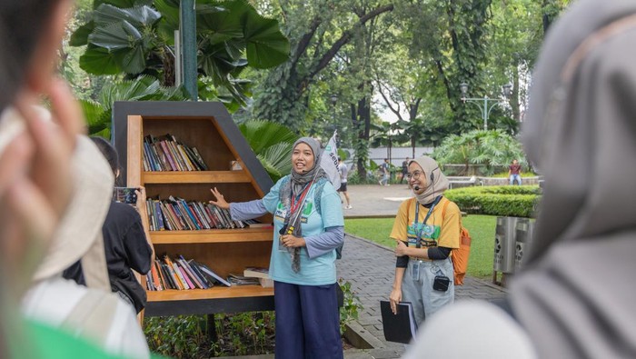 Taman Suropati Taman Suropati