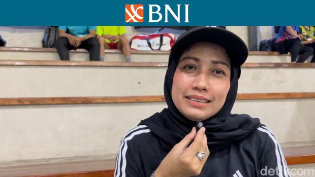 Welli Haspriani Tanaka, seorang wali atlet dari PB Jaya Raya