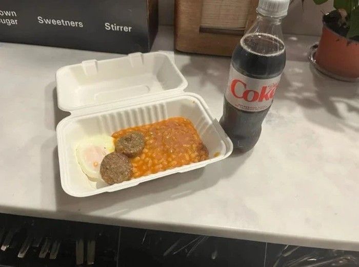 5 Fenomena Makanan Mahal di Bandara, Nasi Padang hingga Croissant