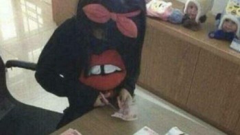 Cara mengoleksi gambar presiden. Foto: Reddit