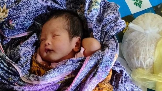 Bayi dibuang Lamongan