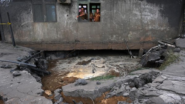 Begini Dampak Semburan Lumpur Panas di Wajok Hilir Kalbar