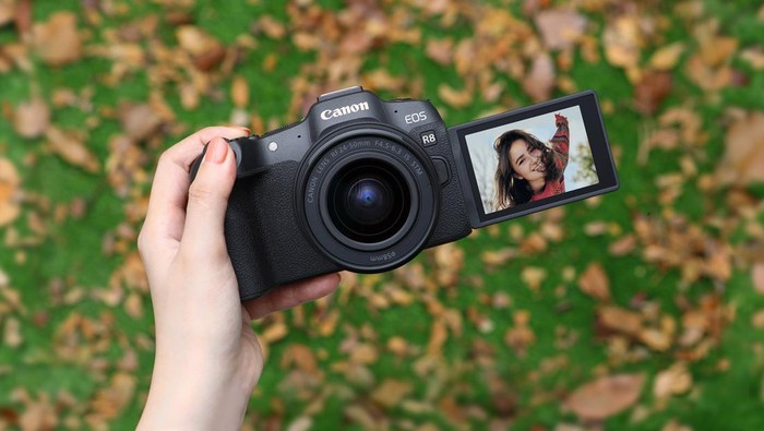 Canon EOS R8