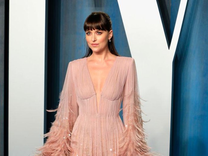 Chris Martin dan Dakota Johnson