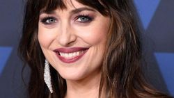 Lepas dari Chris Martin, Dakota Mulai Buka Hati Lagi