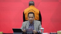Ghufron menyebut Roy diduga aktif menggalang opini publik terkait kasus Lukas Enembe. Roy, kata Ghufron, juga diduga memerintahkan salah satu saksi untuk memberi pernyataan palsu.