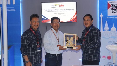 Dukung Transaksi Non Tunai Lewat Peluncuran Fitur QRIS