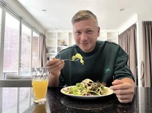 Gading Marten soal Kedekatan dengan Medina Dina yang Dibongkar Roy Marten