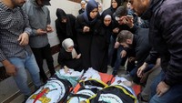 Militer Israel mengatakan telah menargetkan tiga pemimpin Jihad Islam, dan telah menyerang lokasi pembuatan senjata milik kelompok tersebut. Dalam sebuah pernyataan, Jihad Islam mengonfirmasi tiga pejabat seniornya tewas, mengidentifikasi mereka sebagai Jihad Ghannam, sekretaris dewan militer Brigade Al-Quds dan Khalil al-Bahtini, juga anggota dewan dan komandan sayap militer di Gaza utara.