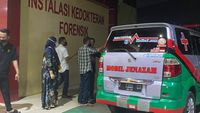 Jenazah Pelaku Penembak Kantor MUI Pusat Dijemput Keluarga Di RS Polri