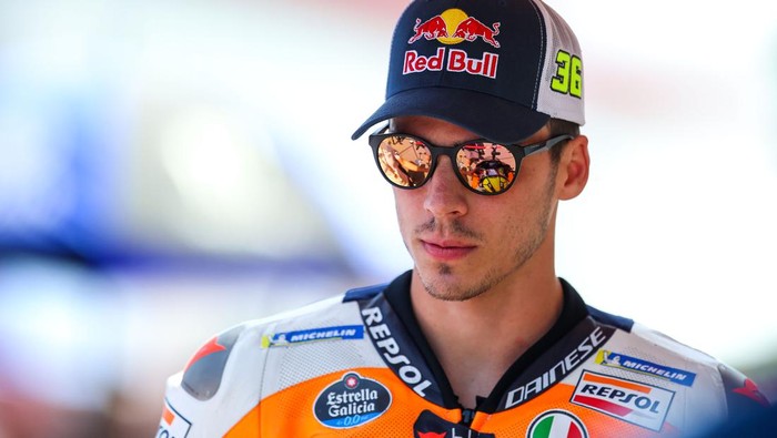 LAGOA, ALGARVE, PORTUGAL - MARCH 26: Joan Mir (Repsol Honda Team) looks on during the MotoGP Of Portugal - Race at Autodromo do Algarve on March 26, 2023 in Lagoa, Algarve, Portugal. (Photo by Diogo Cardoso/DeFodi Images via Getty Images)
